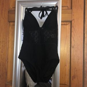 NEVER WORN Black One Piece Bathingsuit